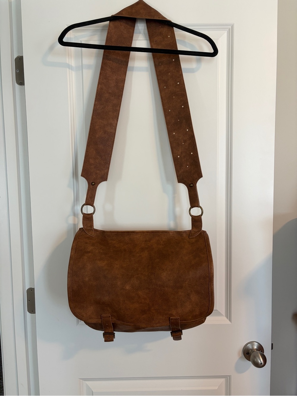 Star Wars Galaxy's Edge Chewbacca Bandolier Messenger Bag - AS IS